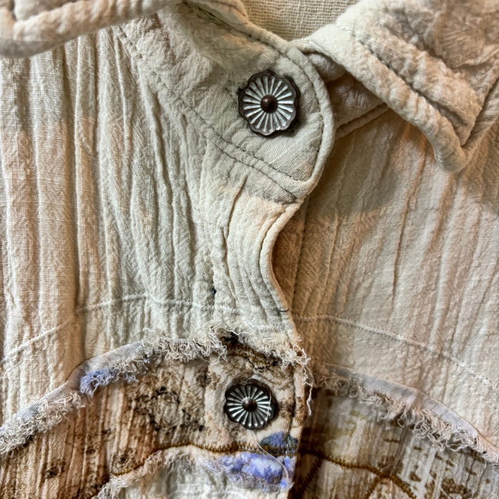 Women's S POL Button Up Shirt Jacket Beige Green Peace Sign Oversized Lagenlook - Picture 3 of 11